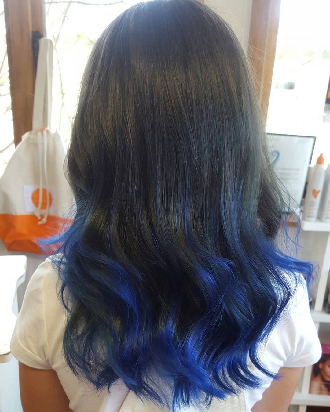 Как покрасить волосы в синий цвет на темные волосы без осветления волос