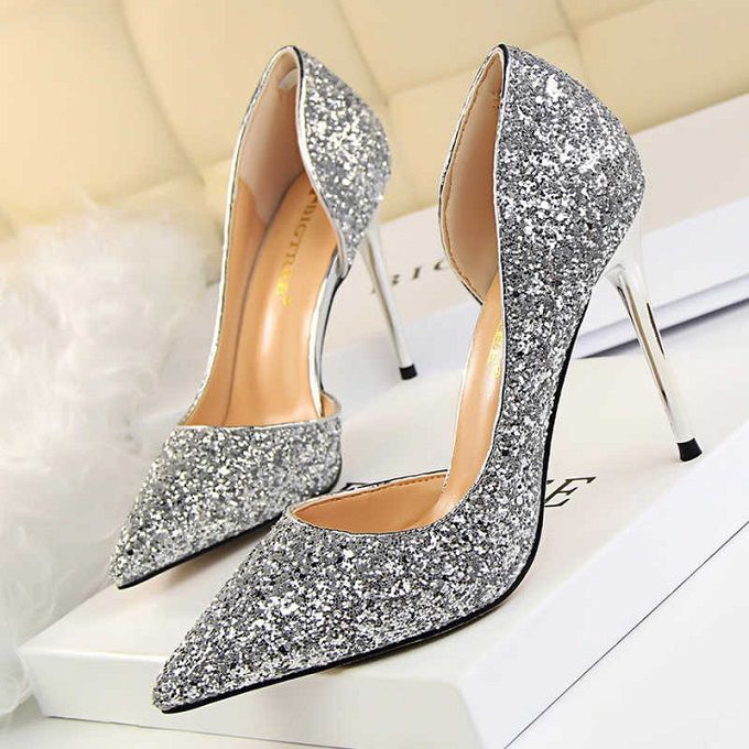 Fascinating Silver Wedding Shoes For The Bride
